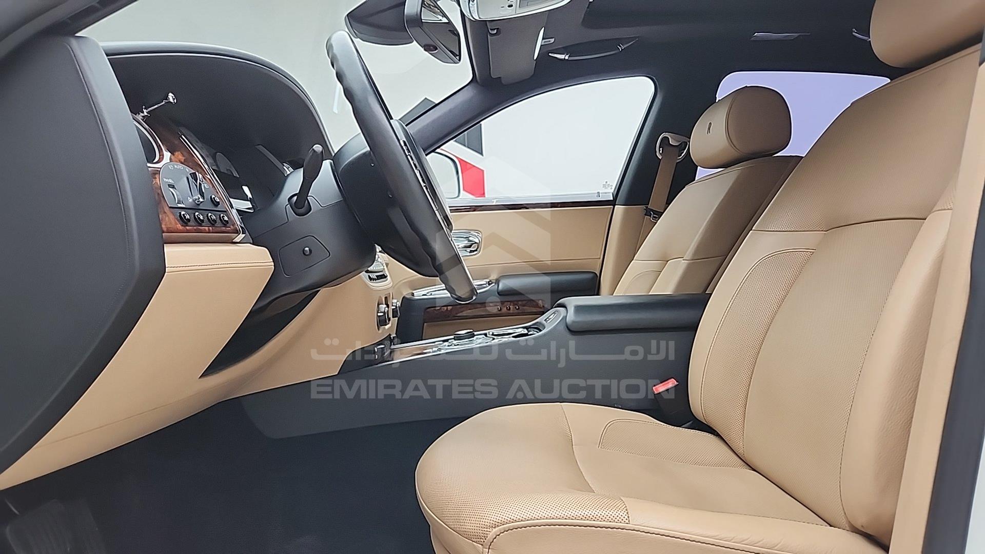 2011 ROLLS-ROYCE GHOST VIN: SCA664S05BUX35489