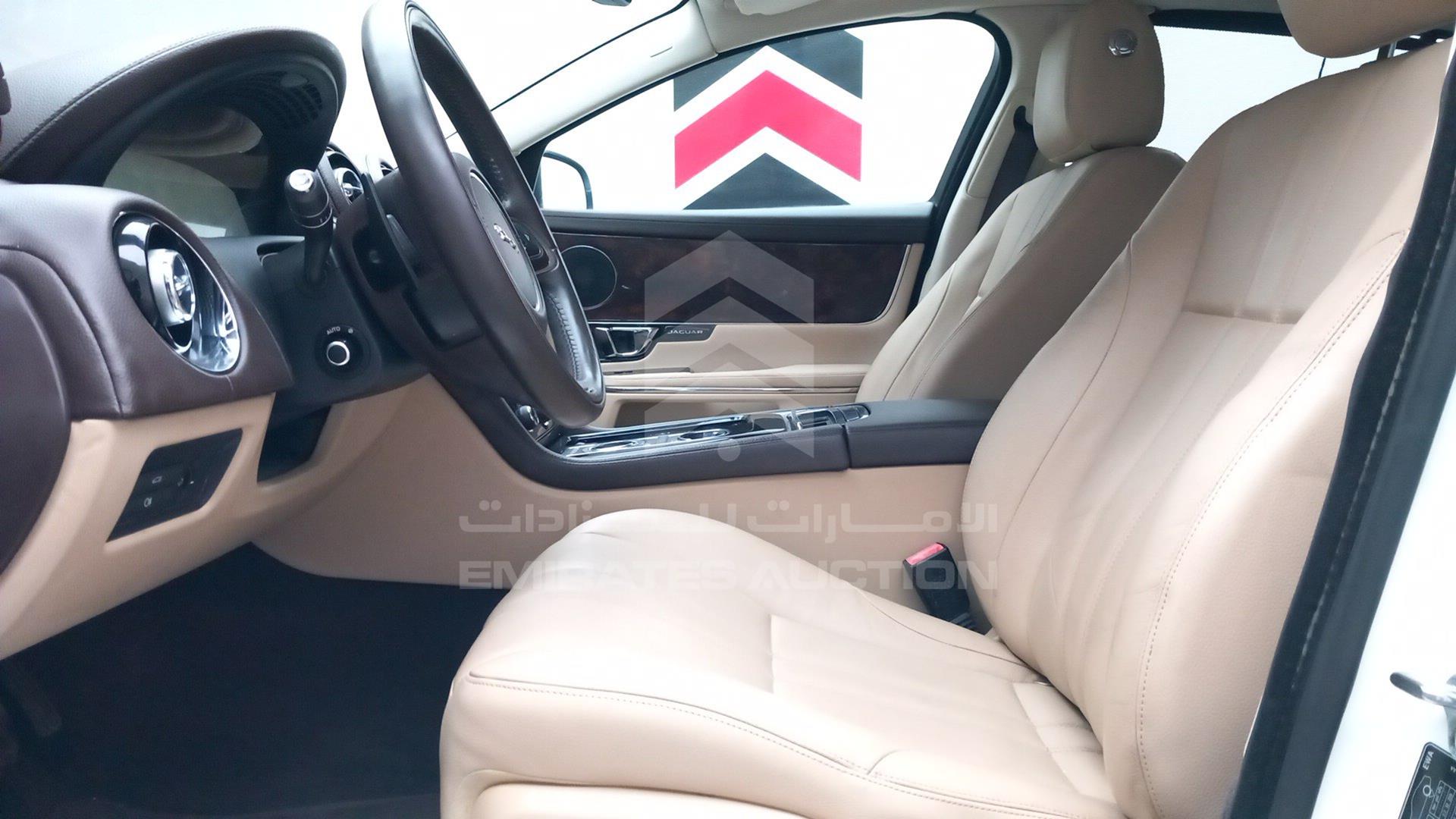 2016 JAGUAR X J VIN: SAJAA20A4G8V97706