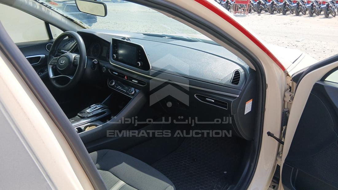 2021 Hyundai Sonata Hybrid — Front Right Passenger Dashboard View — Photo 26