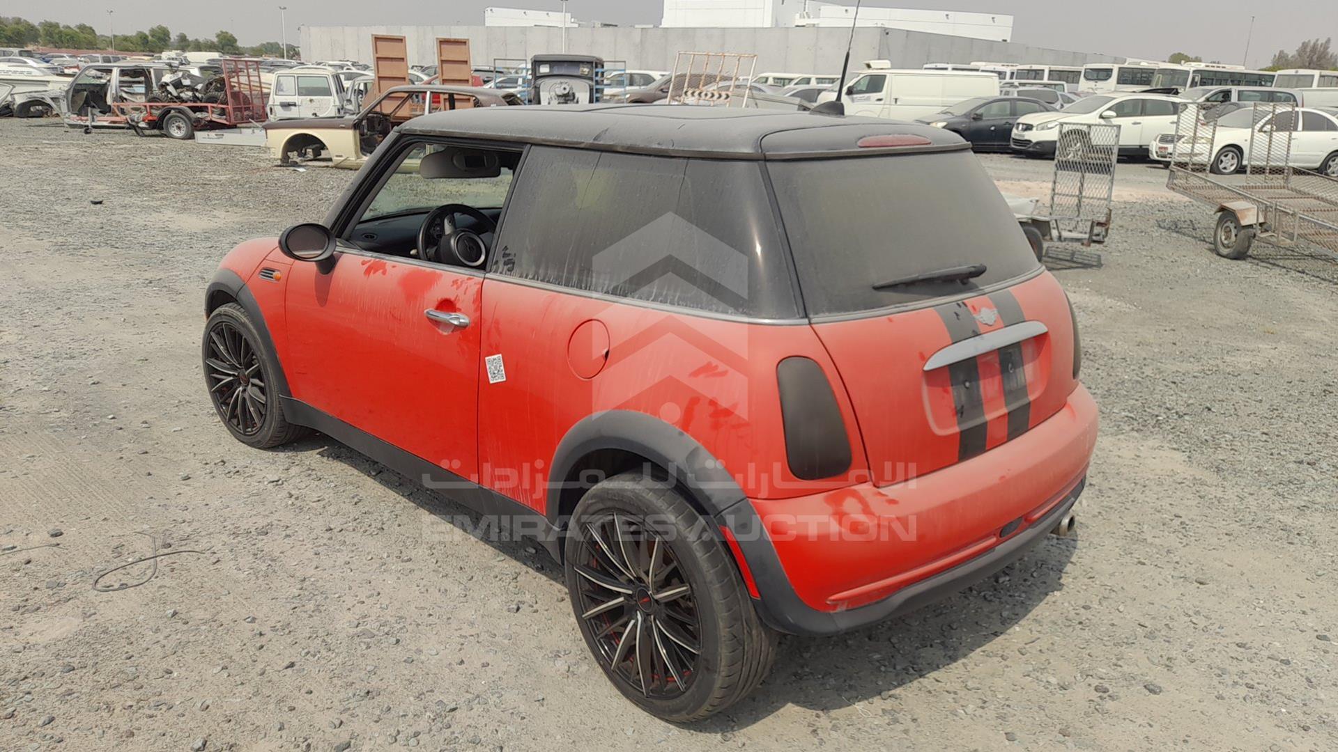 2005 MINI COOPER VIN: WMWRC33595TK60424