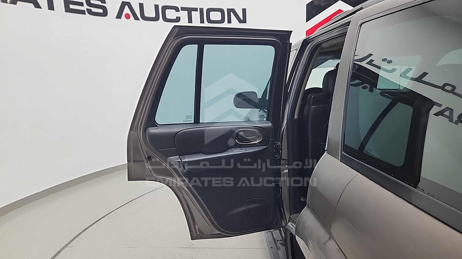 2008 CHEVROLET TRAILBLAZER VIN: 1GNDT13S482242437