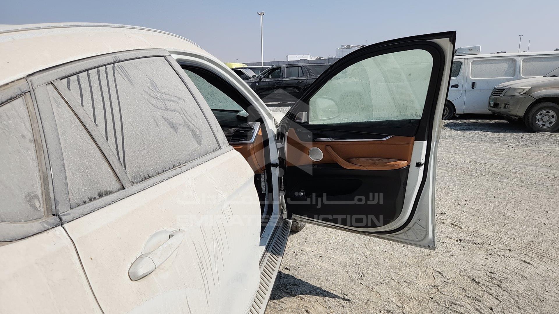 2015 BMW X6 VIN: WBAKU6102F0G58264