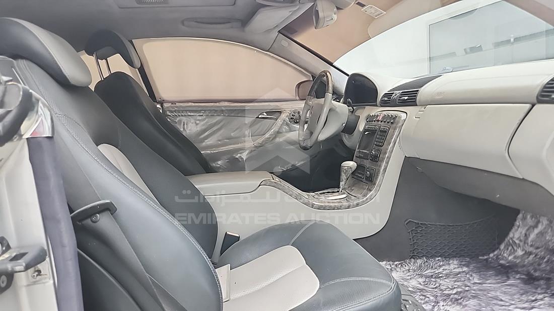 مرسيدس سى ال 600 2002 — زاوية الراكب الأمامي للمقعد — صورة 21
