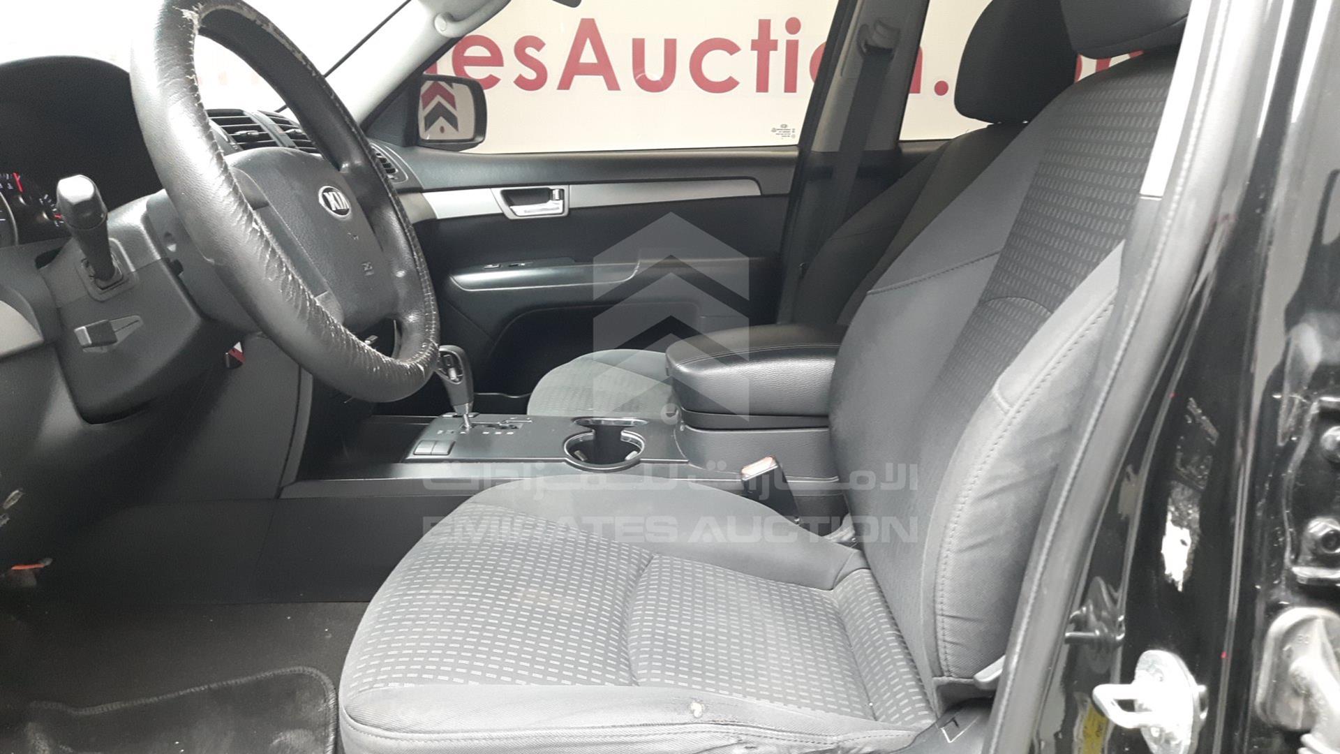 2016 KIA MOHAVE VIN: KNAKM8118G5146854