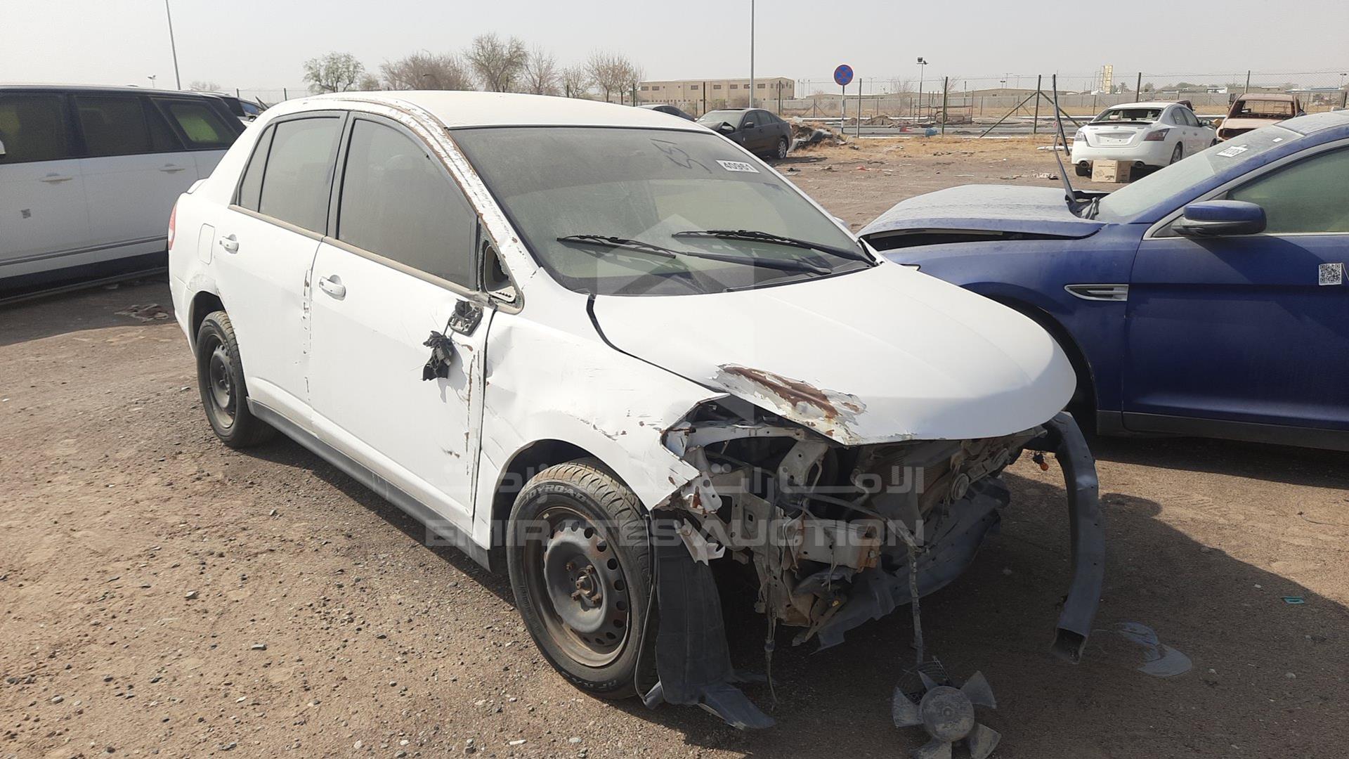 2011 NISSAN TIIDA VIN: 3N1BC1A61BK203695