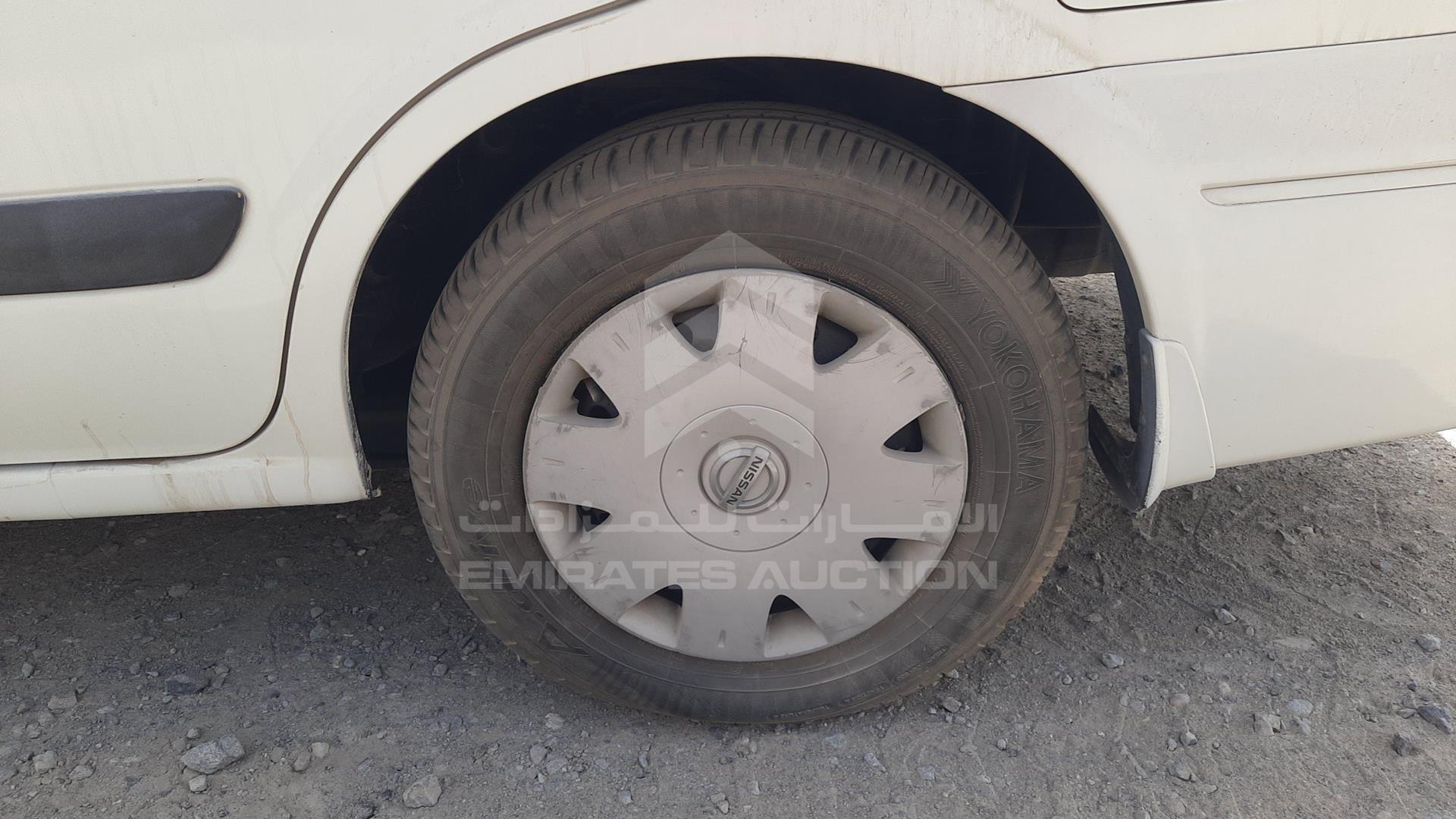 2005 NISSAN SUNNY VIN: JN1FN61CX5W505445