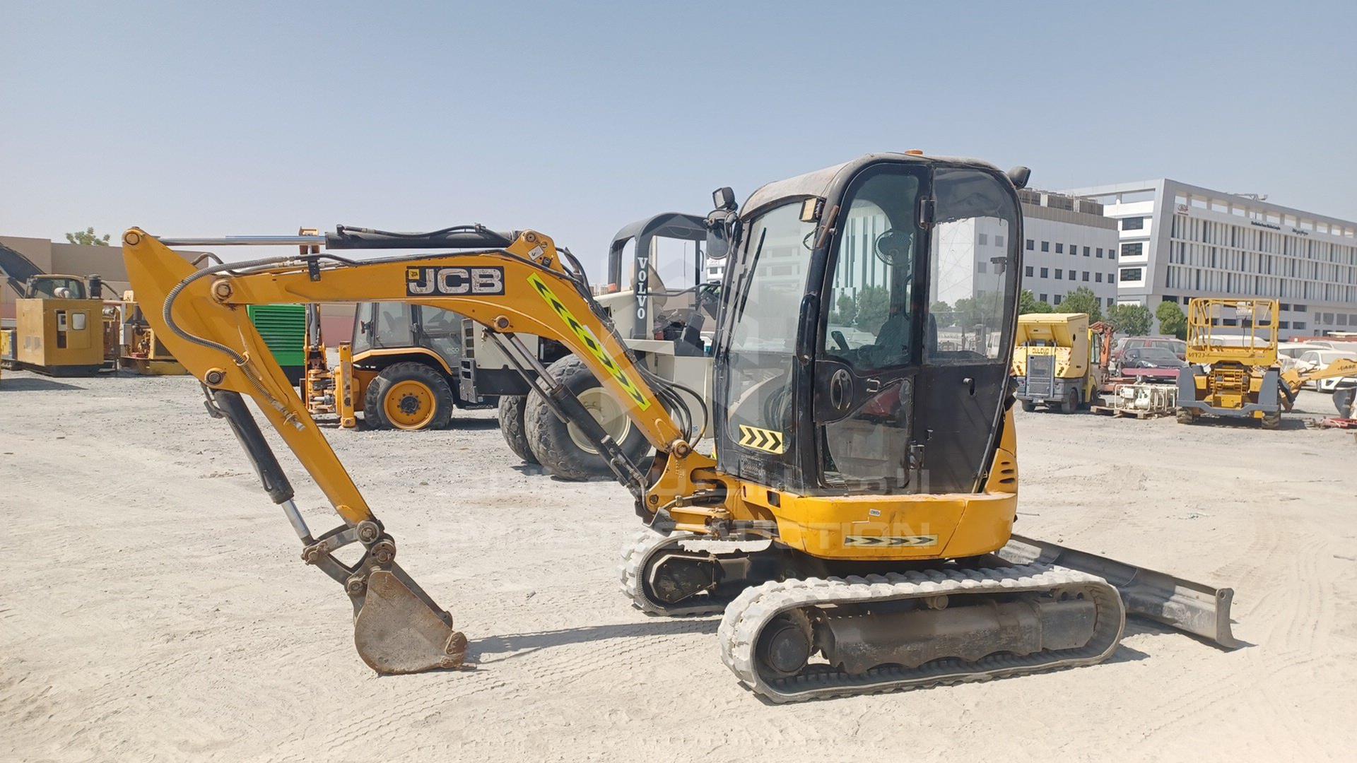 2013 JCB --- VIN: JCB08030C02021814