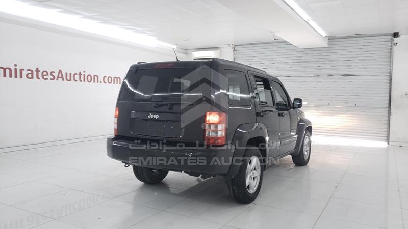 1J4PN2GKXAW148555 Auction: EmiratesAuction Lot: 406545 1J4PN2GKXAW148555 Jeep Cherokee 2010 BLACK Photo 9
