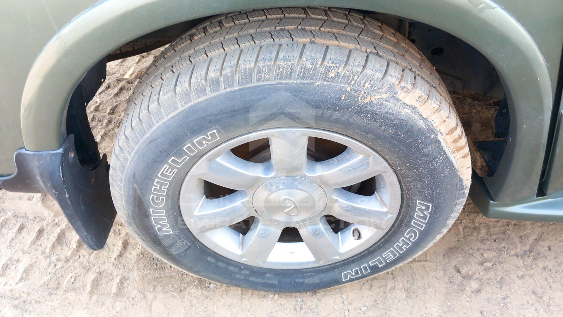 2004 INFINITI QX56 VIN: 5N3AA08C84N800234