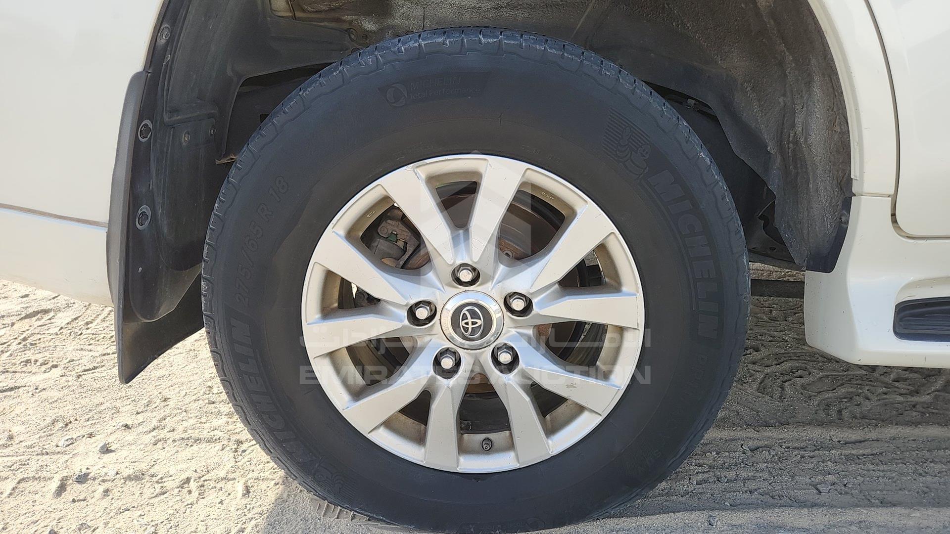 2020 TOYOTA LAND CRUISER VIN: JTMHU01J6L4193878