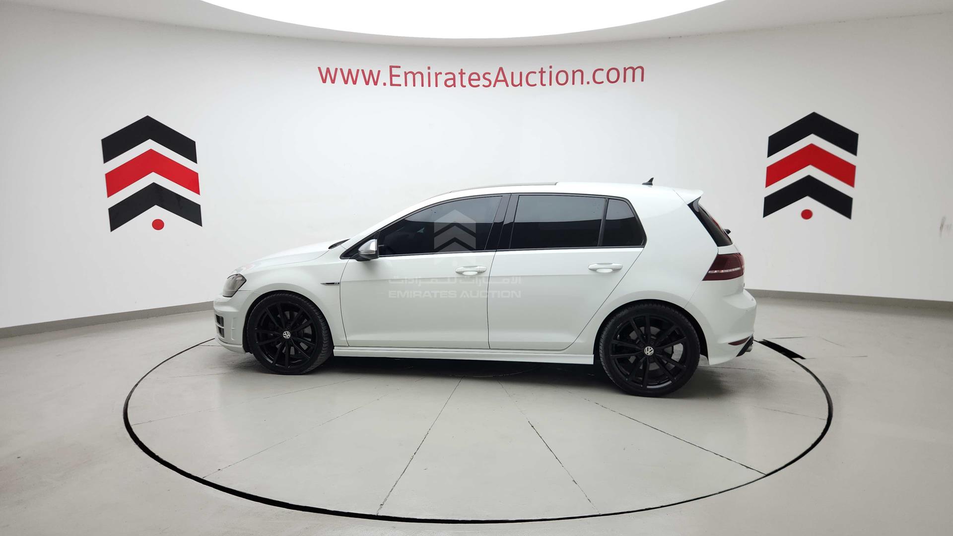 2016 VOLKSWAGEN GOLF R VIN: WVWGR2AU9GW094033