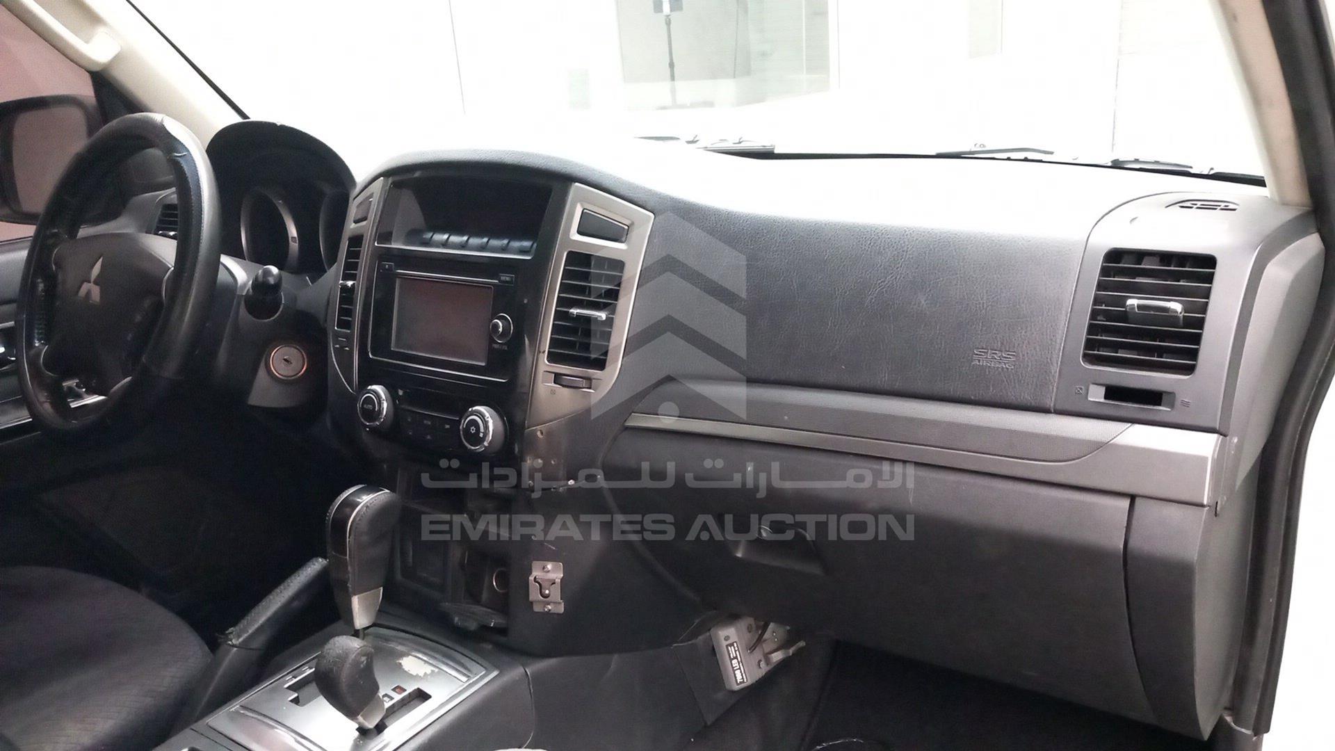 2016 MITSUBISHI PAJERO VIN: JMYMRV85WGJ709722