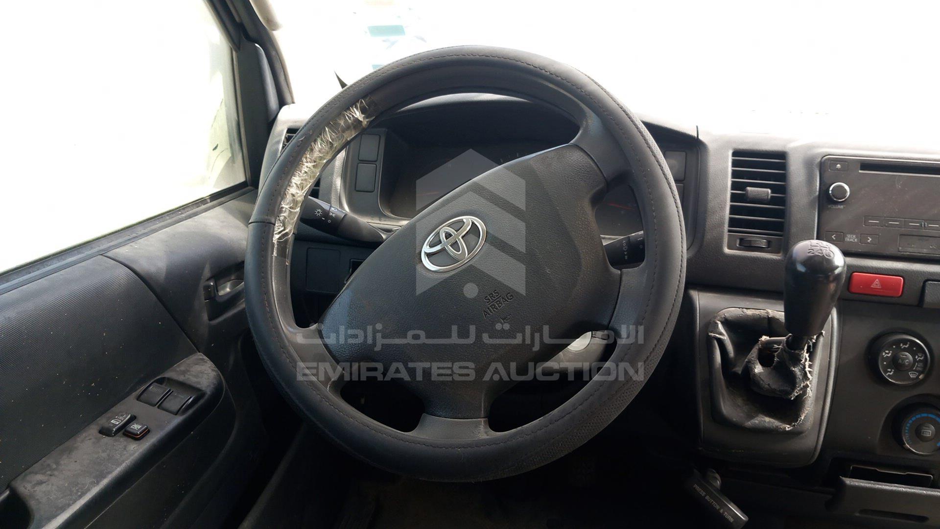 2015 TOYOTA HIACE VIN: JTGRX12P6F8046402