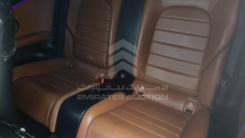 WDDWJ4JB4HF383700 Auction: EmiratesAuction Lot: 406062 WDDWJ4JB4HF383700 Mercedes C 300 2017 BLUE Photo 33