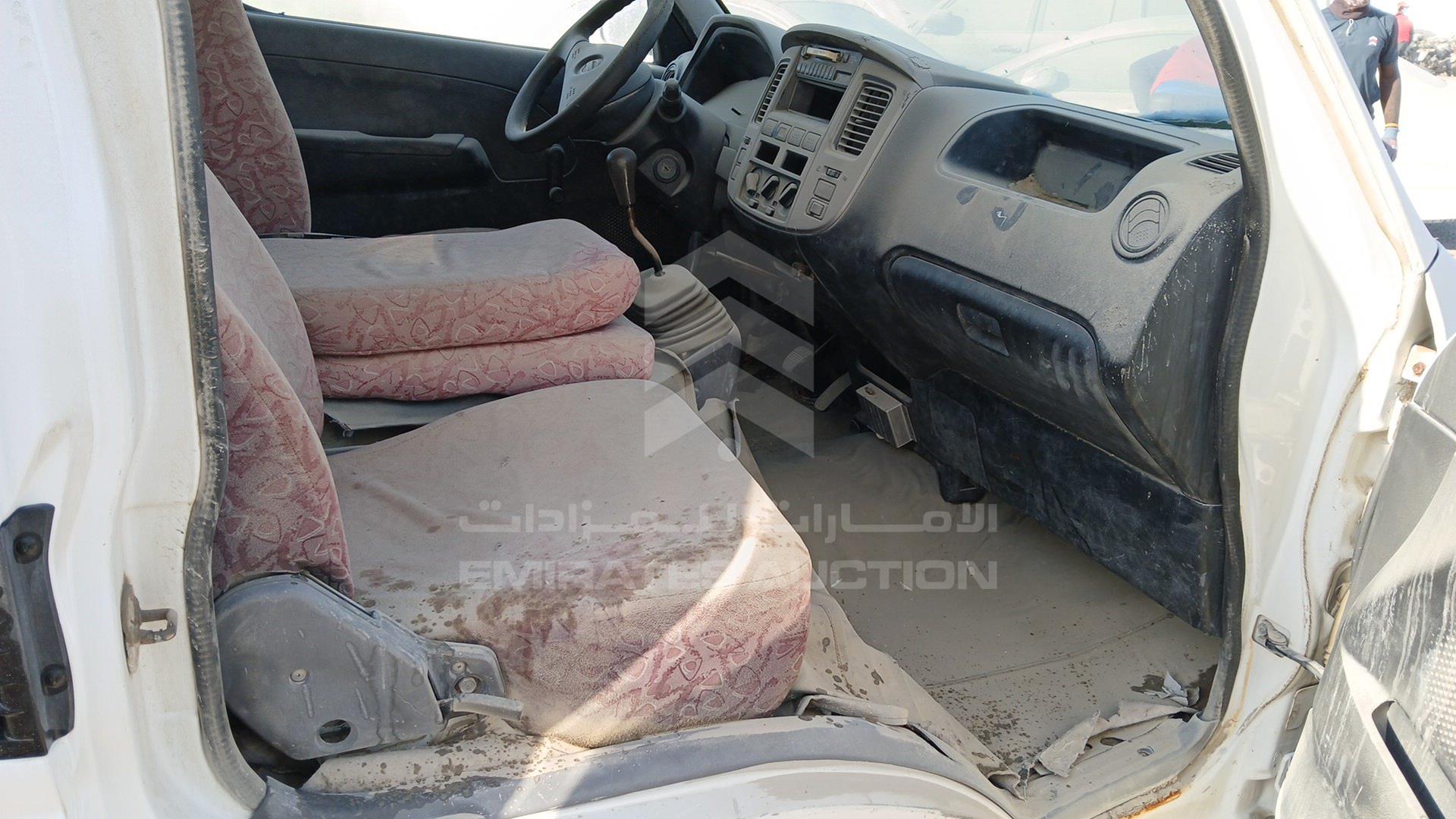 2009 NISSAN URVAN VIN: JN6AE54S69X019457