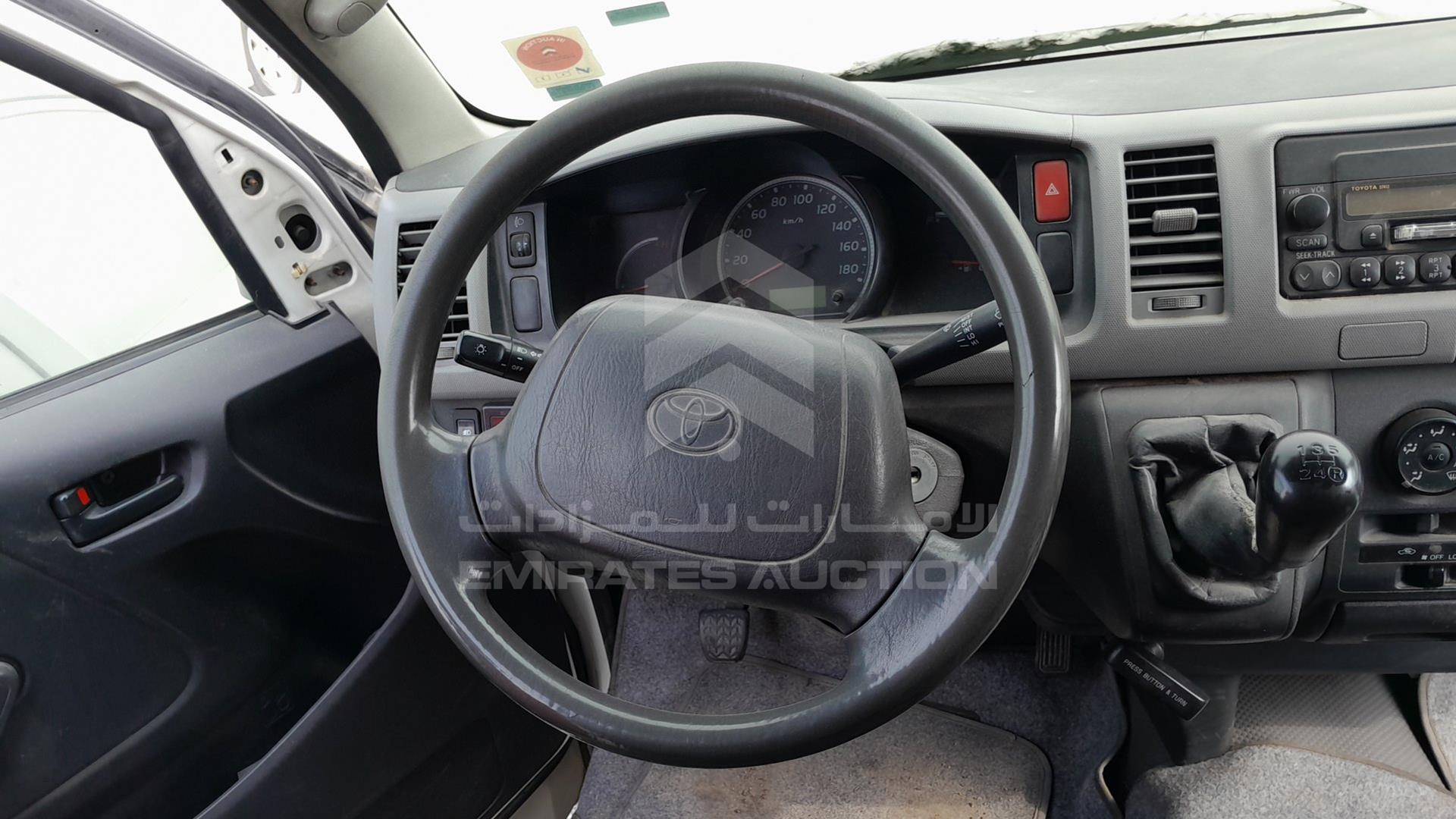 2011 TOYOTA HIACE VIN: JTFHX02P0B0055986