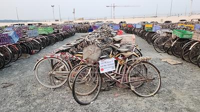 100 Bicycles