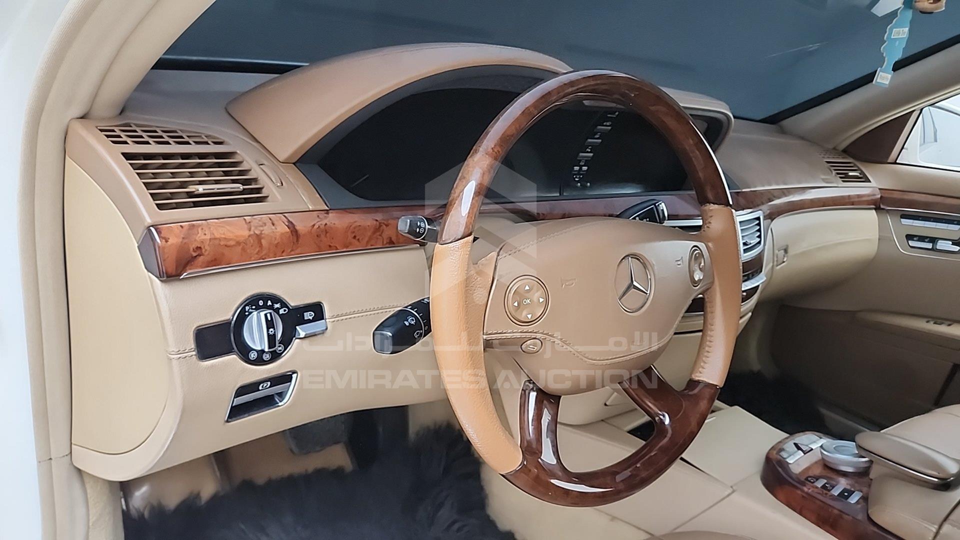 2006 MERCEDES --- VIN: WDD2211711A022464