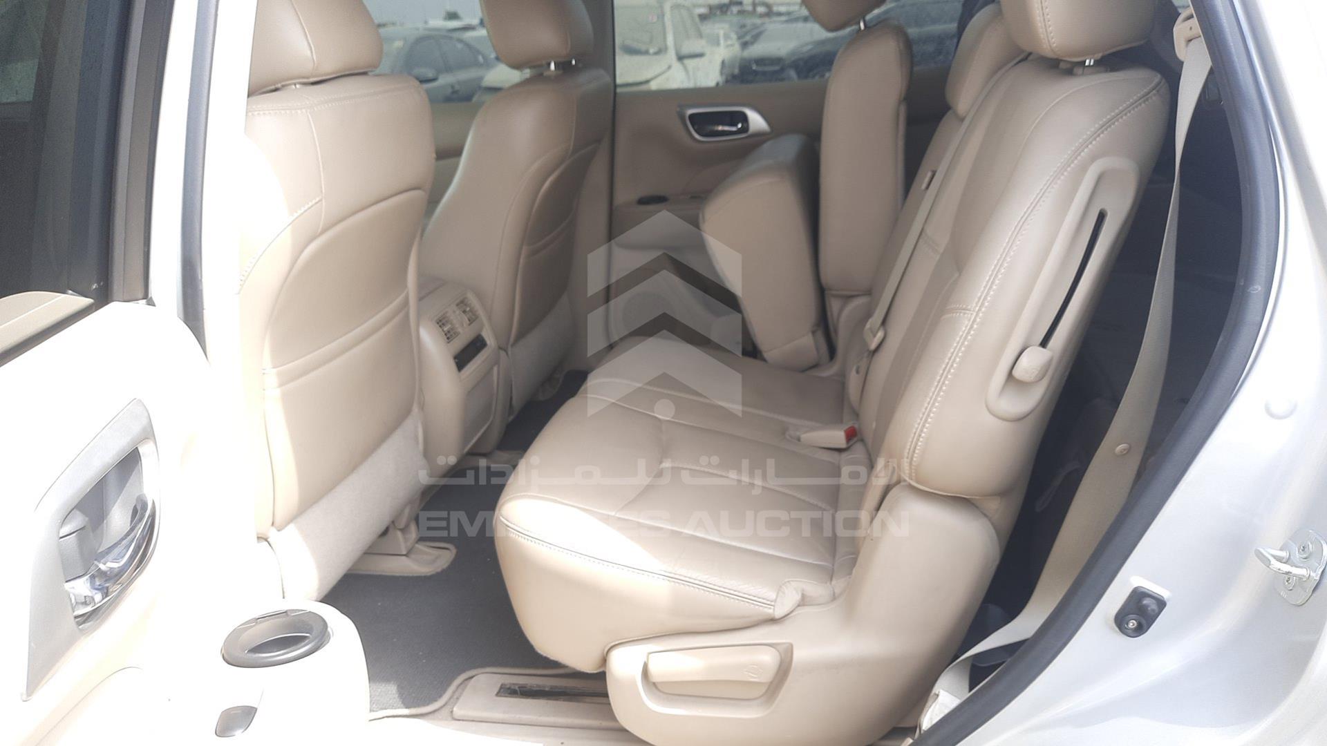 2014 NISSAN PATHFINDER VIN: 5N1AR2M72EC621528