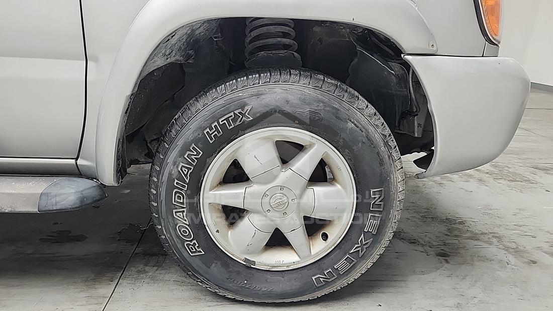 2005 Nissan Pathfinder — Front Right Tyre — Photo 33