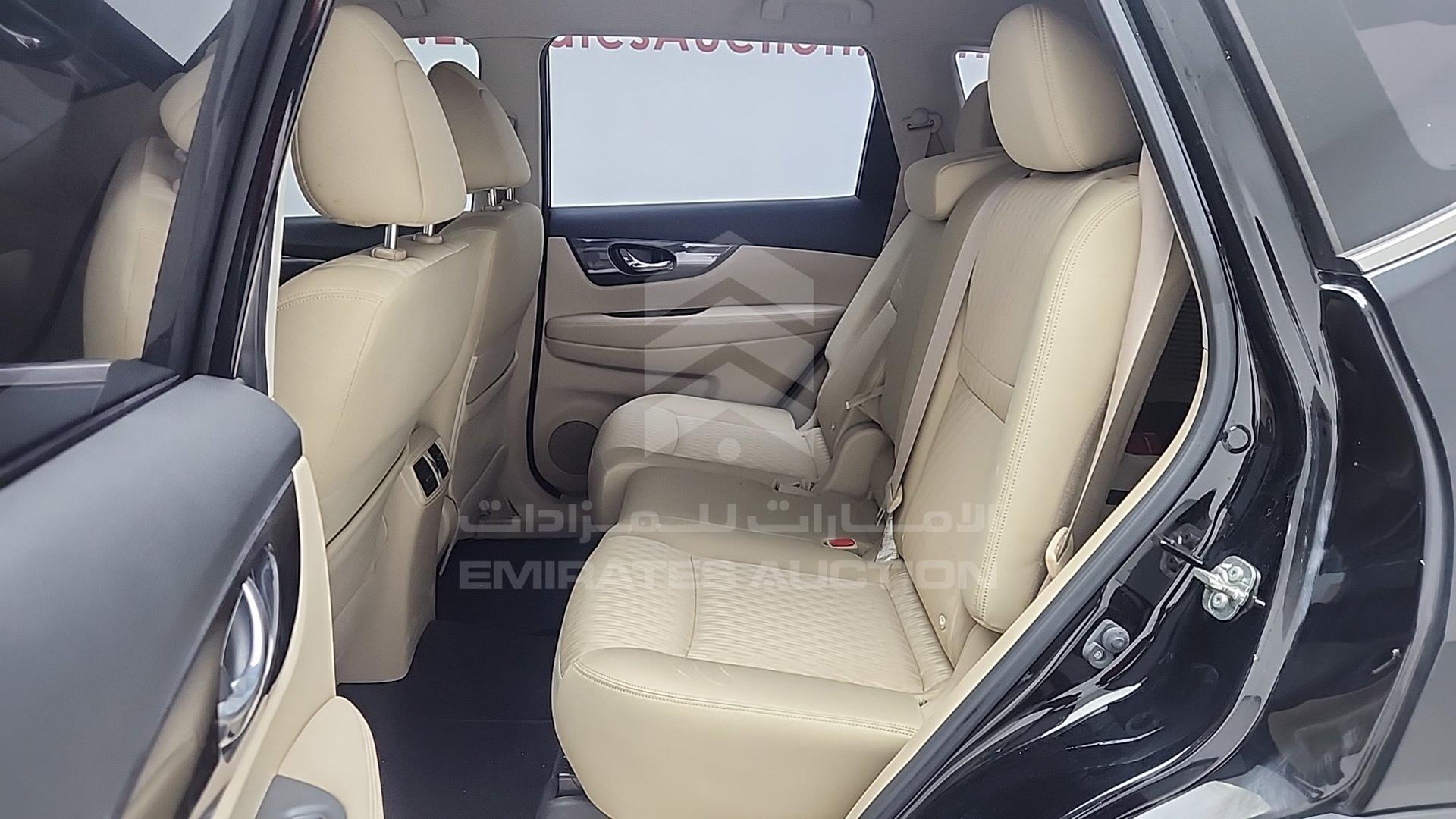 2019 NISSAN X-TRAIL VIN: JN1BT2MW8KW014676