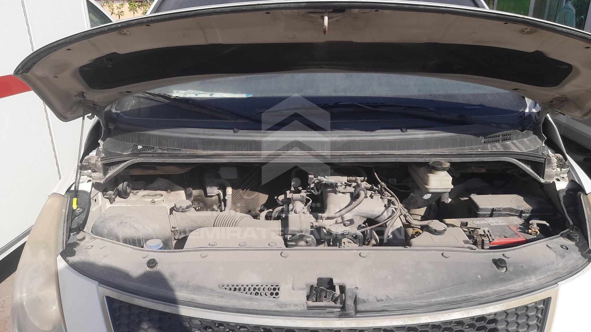 2016 HYUNDAI H1 VIN: KMJWA37R8GU761238