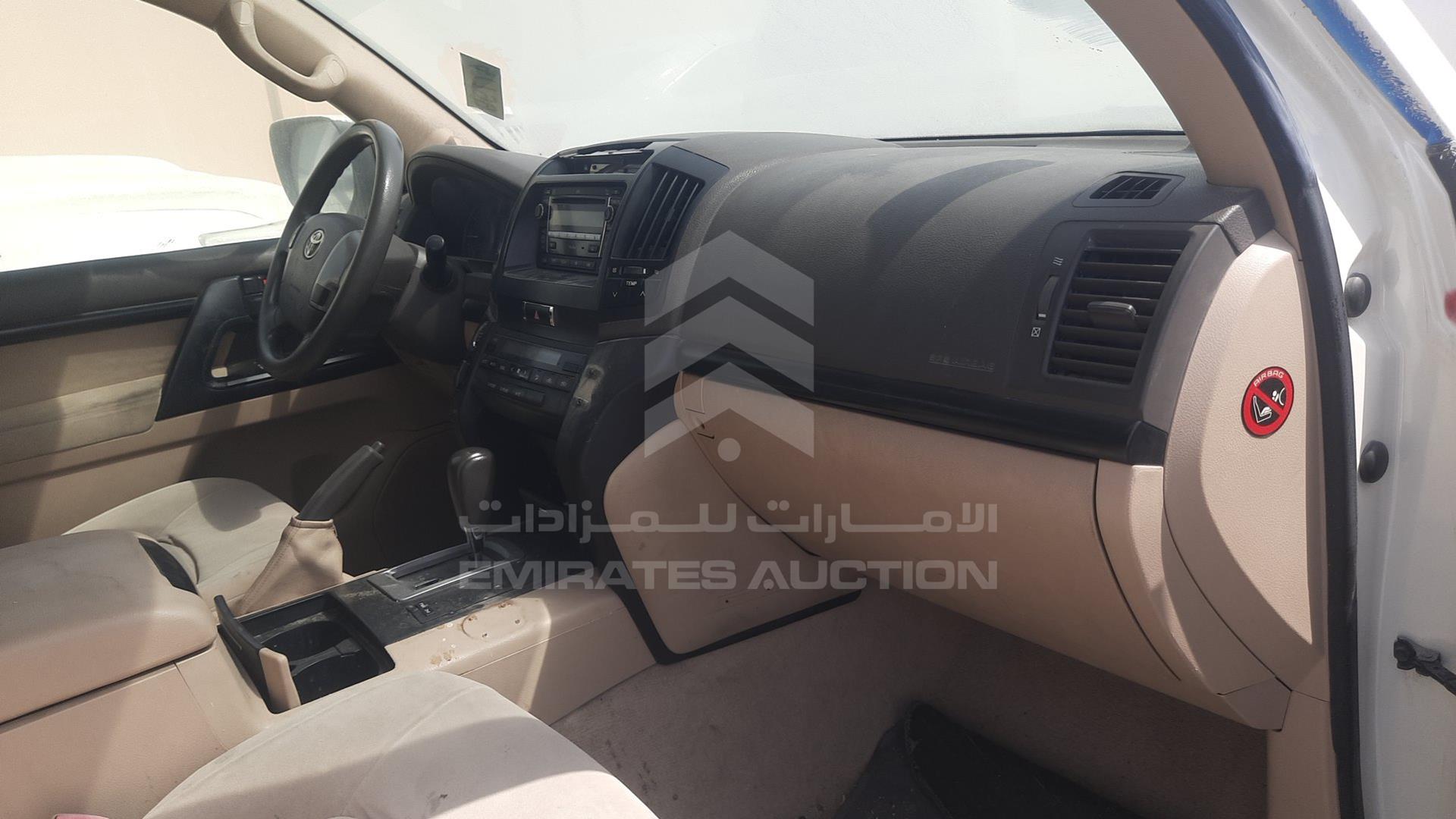 2013 TOYOTA LAND CRUISER VIN: JTMDU09J7D4074564
