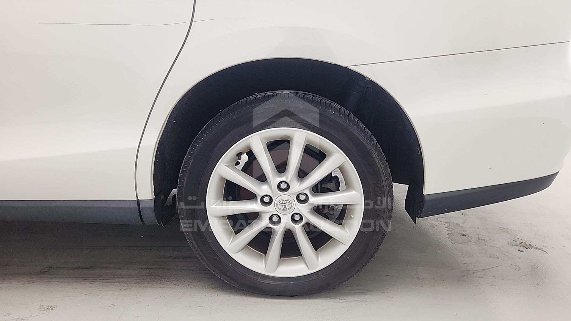 2015 TOYOTA PREVIA VIN: JTNGE52MXFA049086