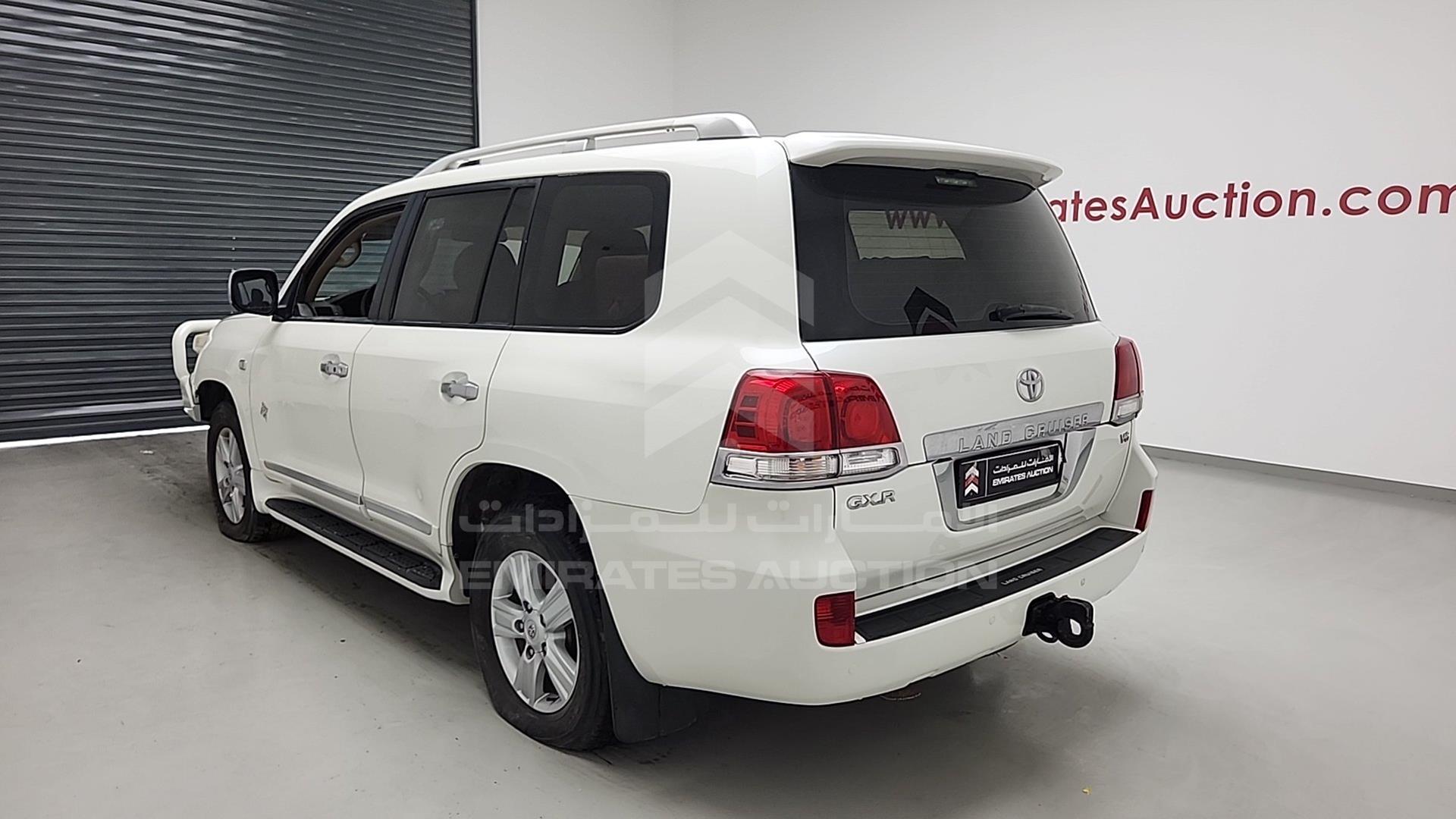 2011 TOYOTA LAND CRUISER VIN: JTMHU09J1B5054464