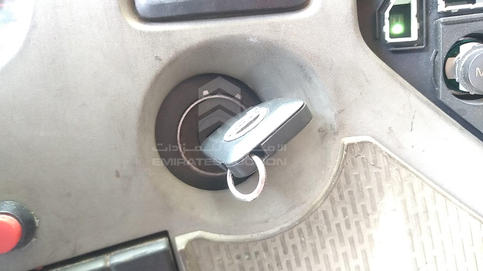 2016 VOLVO --- VIN: YV2XG20C0GA794329