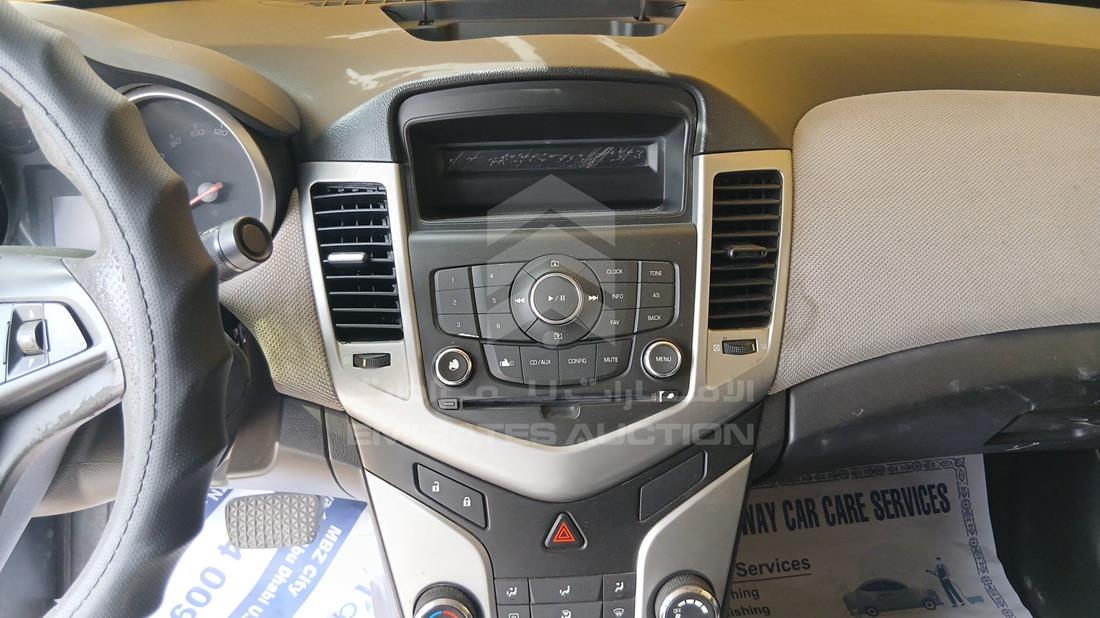 2012 Chevrolet Cruze — Entertainment Systems & Camera Monitor & Navigation — Photo 16