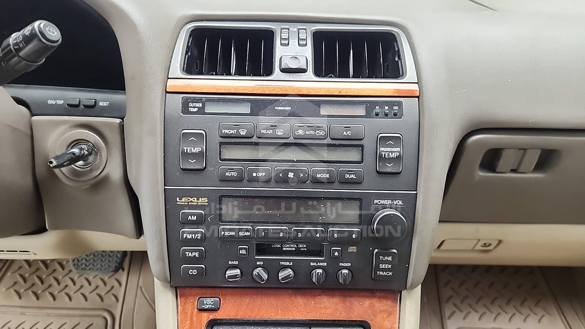 1997 LEXUS LS400 VIN: JT8BH28FXW0107960