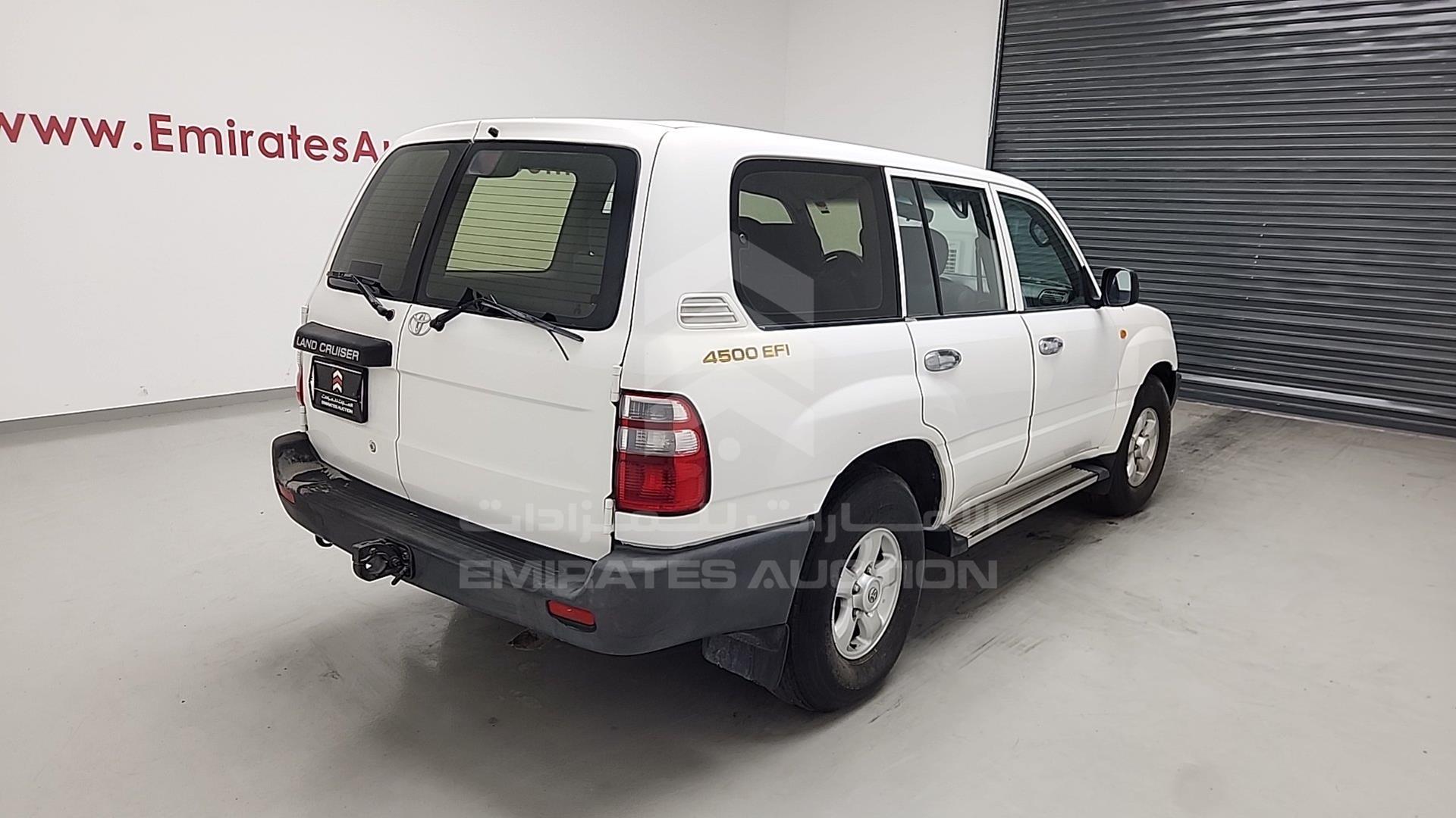 2002 TOYOTA LAND CRUISER VIN: JTGHJ01J723001920