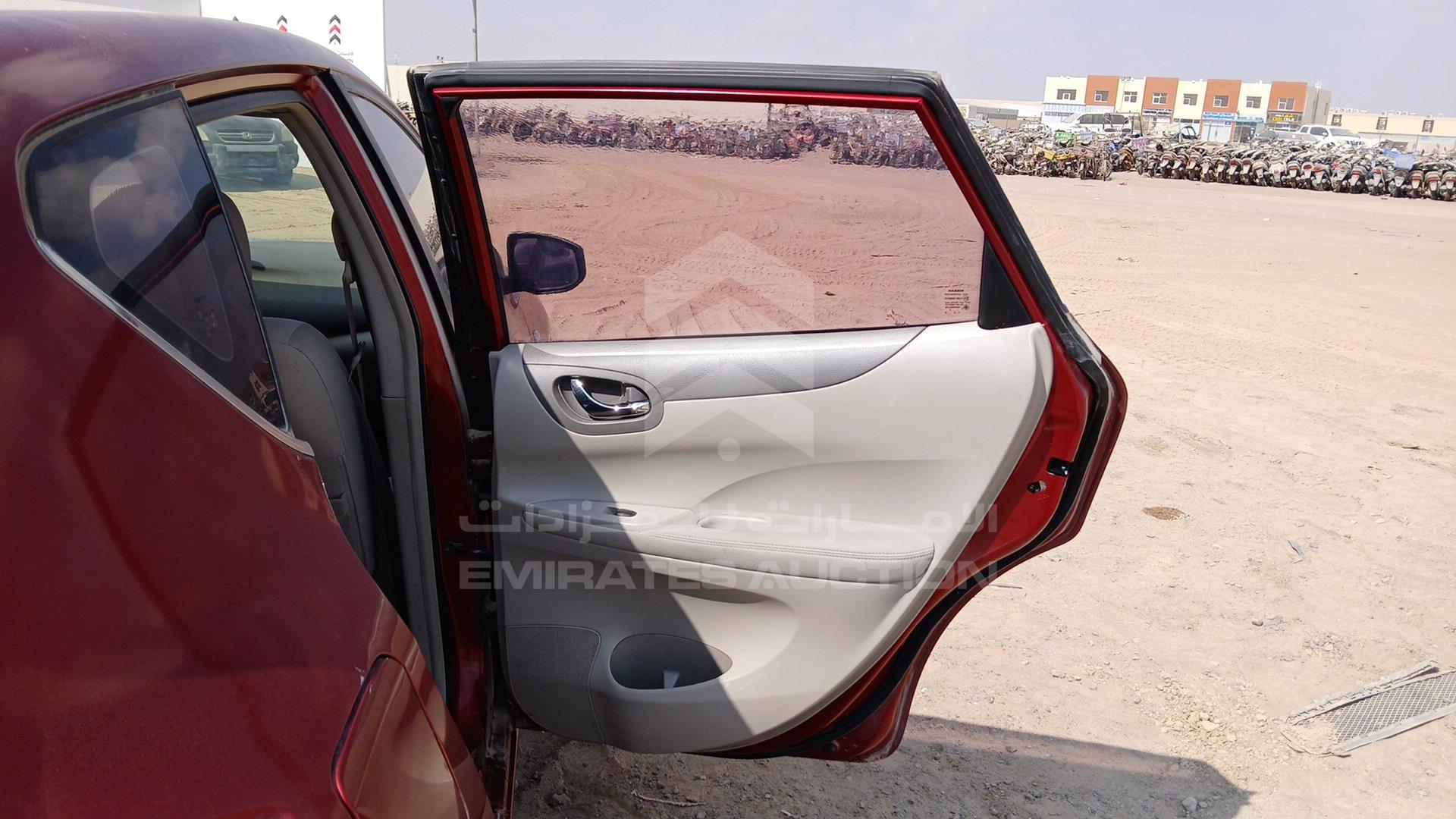 2015 NISSAN TIIDA VIN: MNTBC2C92F6007343