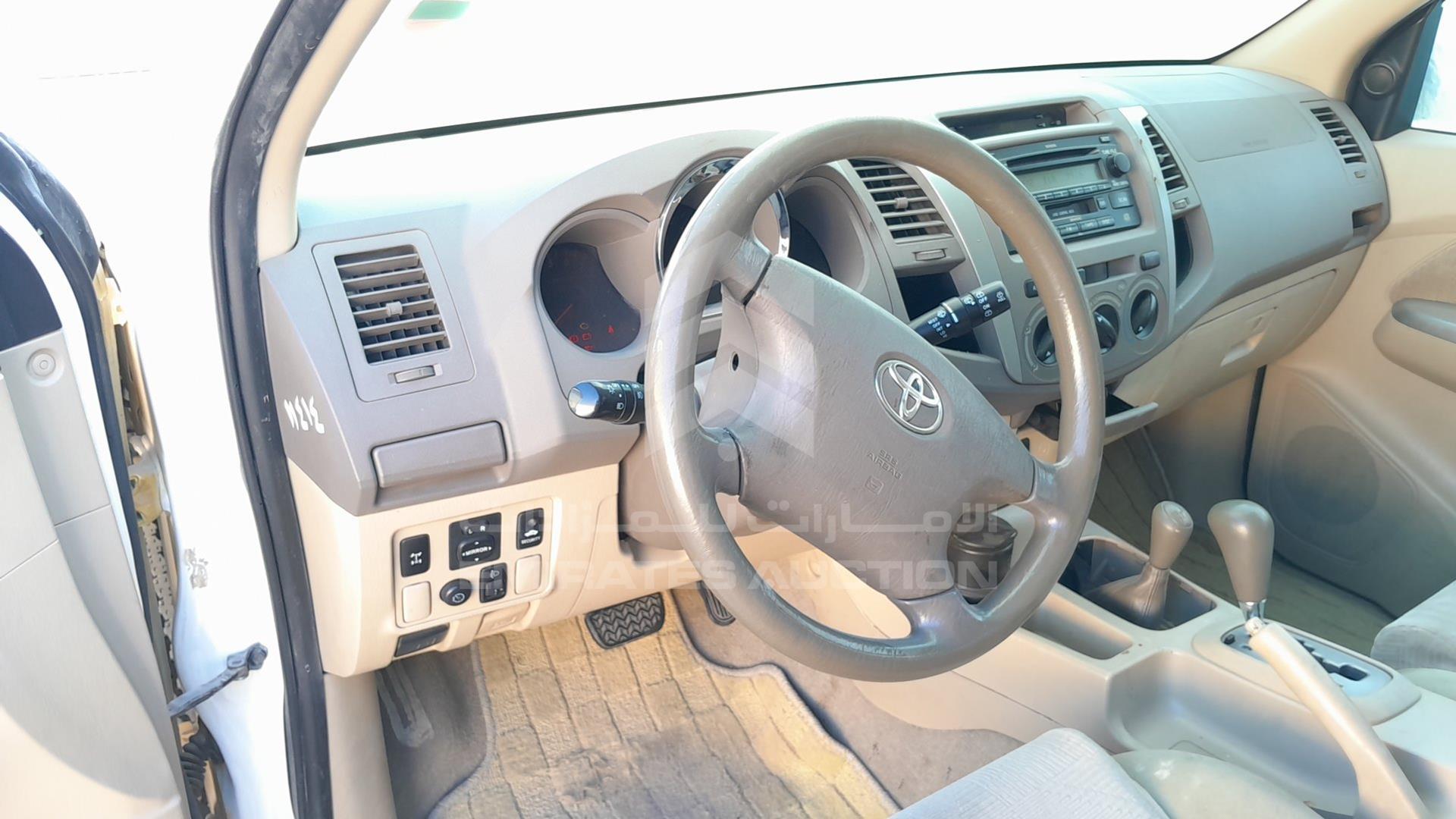 2006 TOYOTA FORTUNER VIN: MR1YU59G660005407