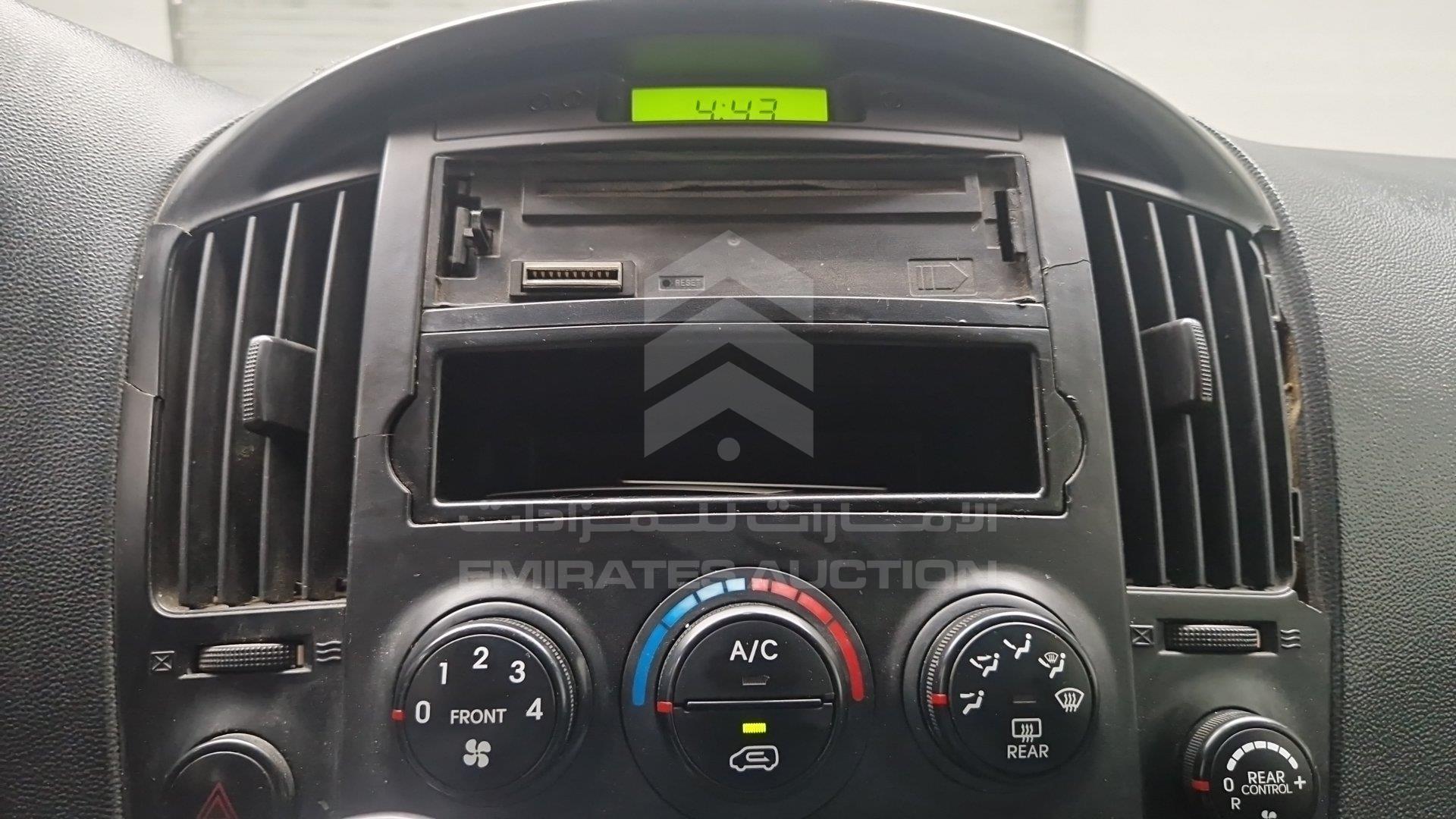 KMHWG81R1CU430694 - 2012 Hyundai H1 - #504560