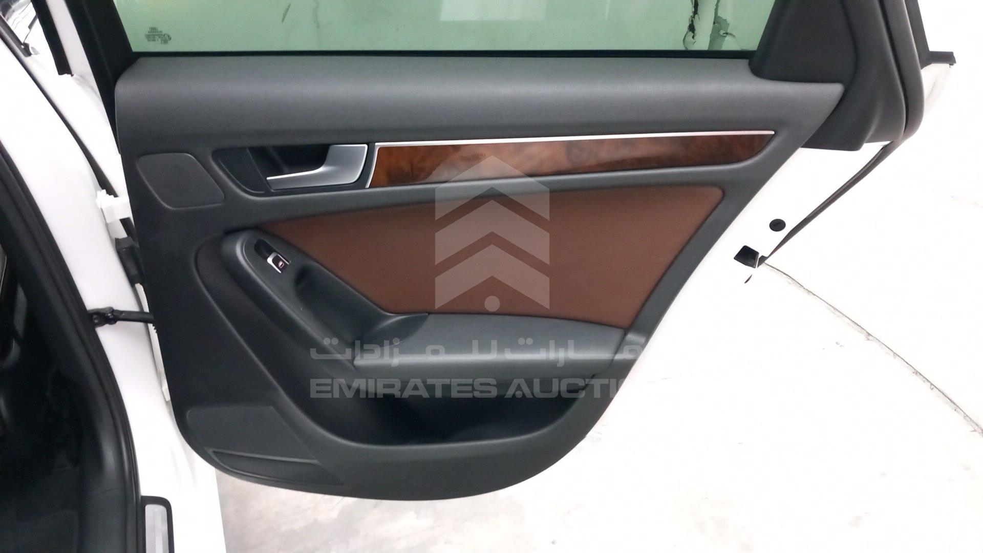 2014 AUDI A4 VIN: WAUACCFL5EN021061