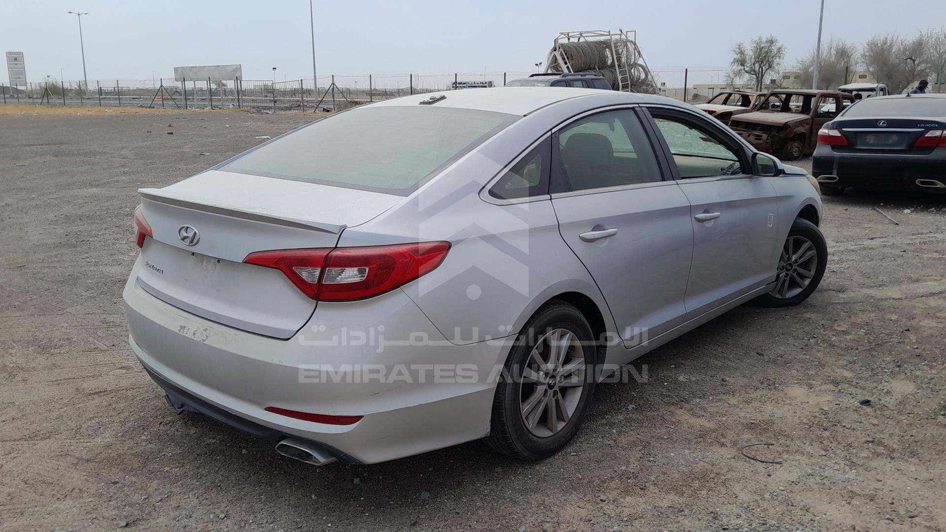 2015 HYUNDAI SONATA VIN: 5NPE24AF3FH001682