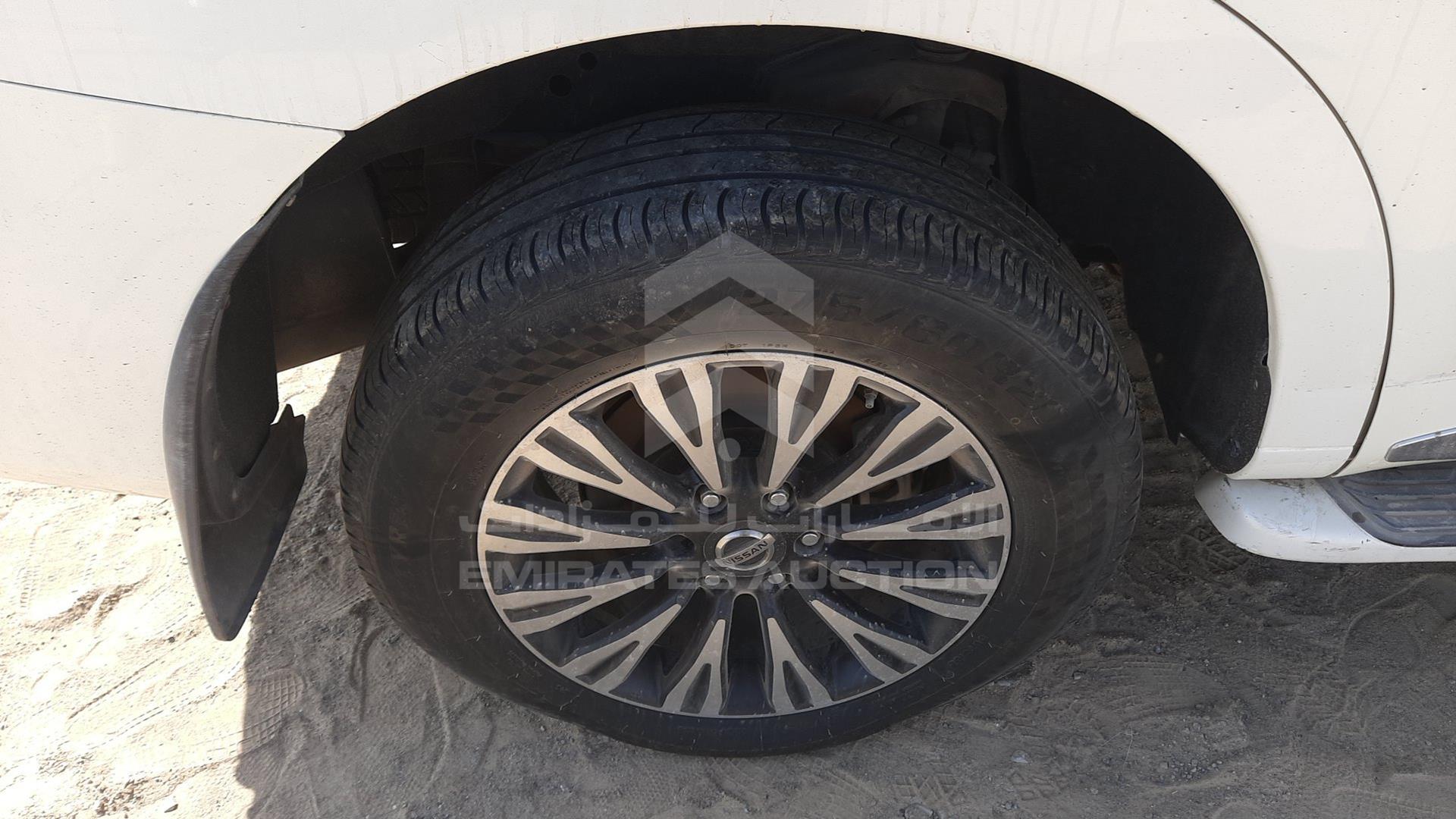 2015 NISSAN PATROL VIN: JN8AY2NYXF9125037