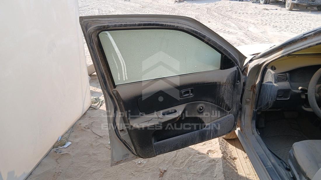 1999 Nissan Sunny — Front Left Door — Photo 10
