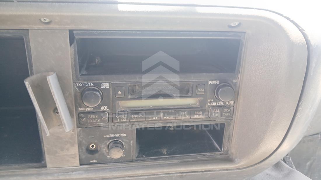 2012 Toyota Coaster — Entertainment Systems & Camera Monitor & Navigation — Photo 17