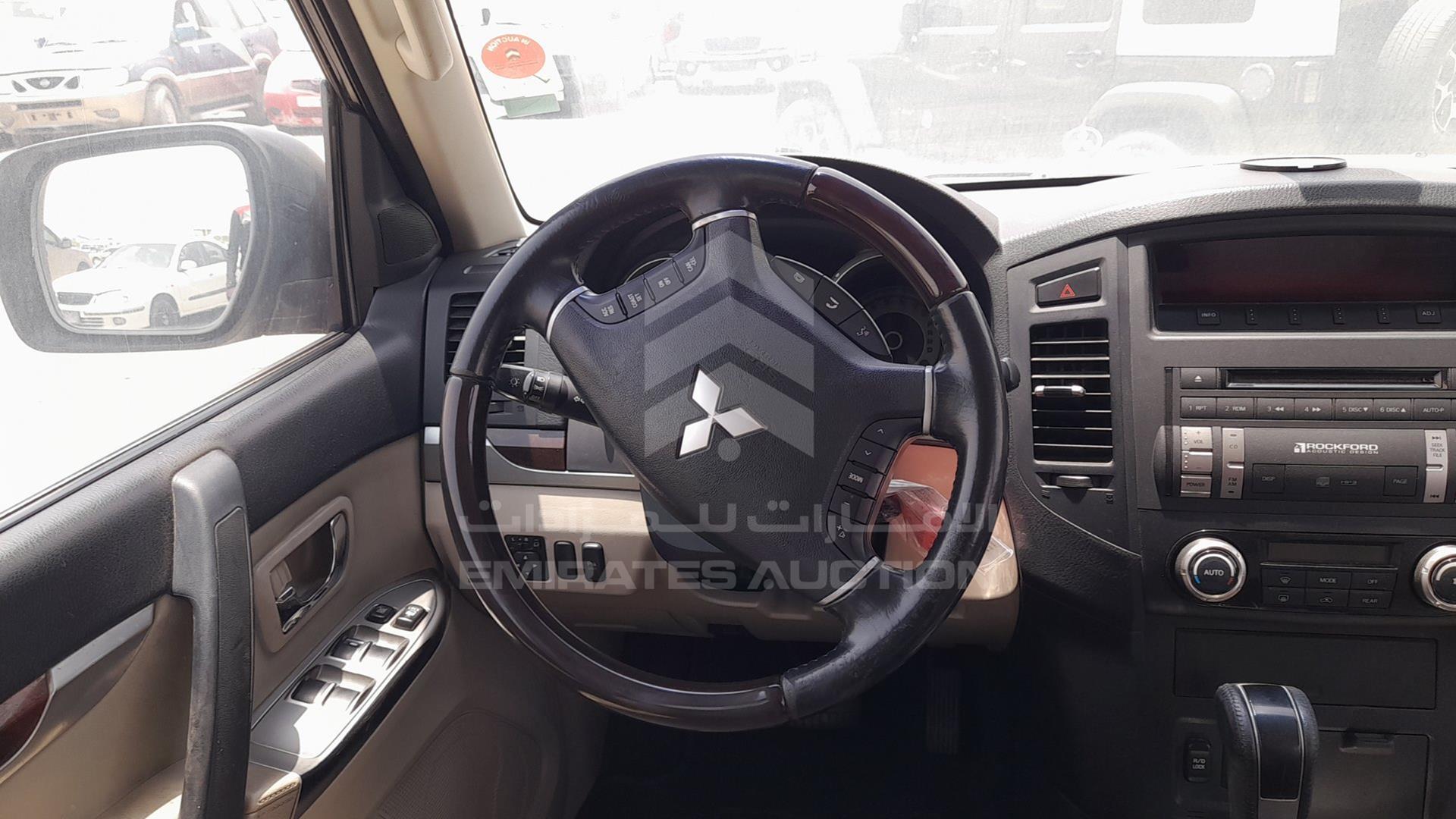 2013 MITSUBISHI PAJERO VIN: JMYLYV97WDJ704803