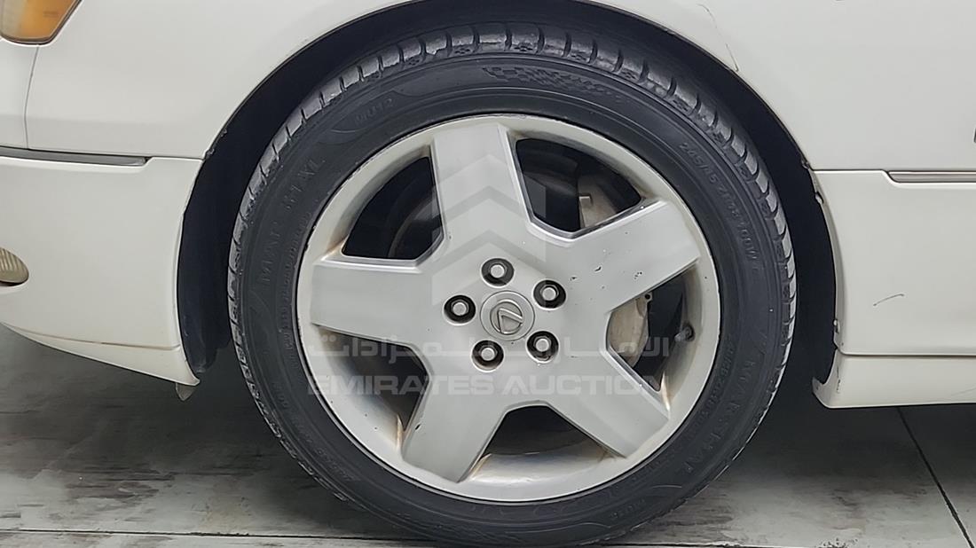 2001 Lexus LS 430 — Front Left Tyre — Photo 33