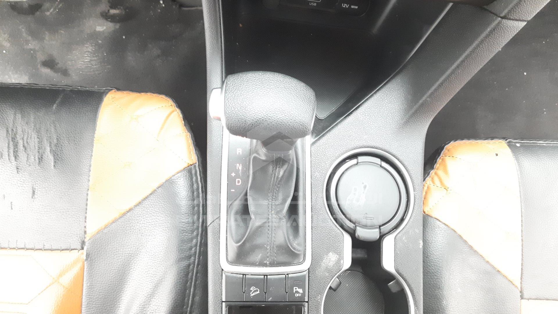 2020 KIA SPORTAGE VIN: U5YPG8141LL742794