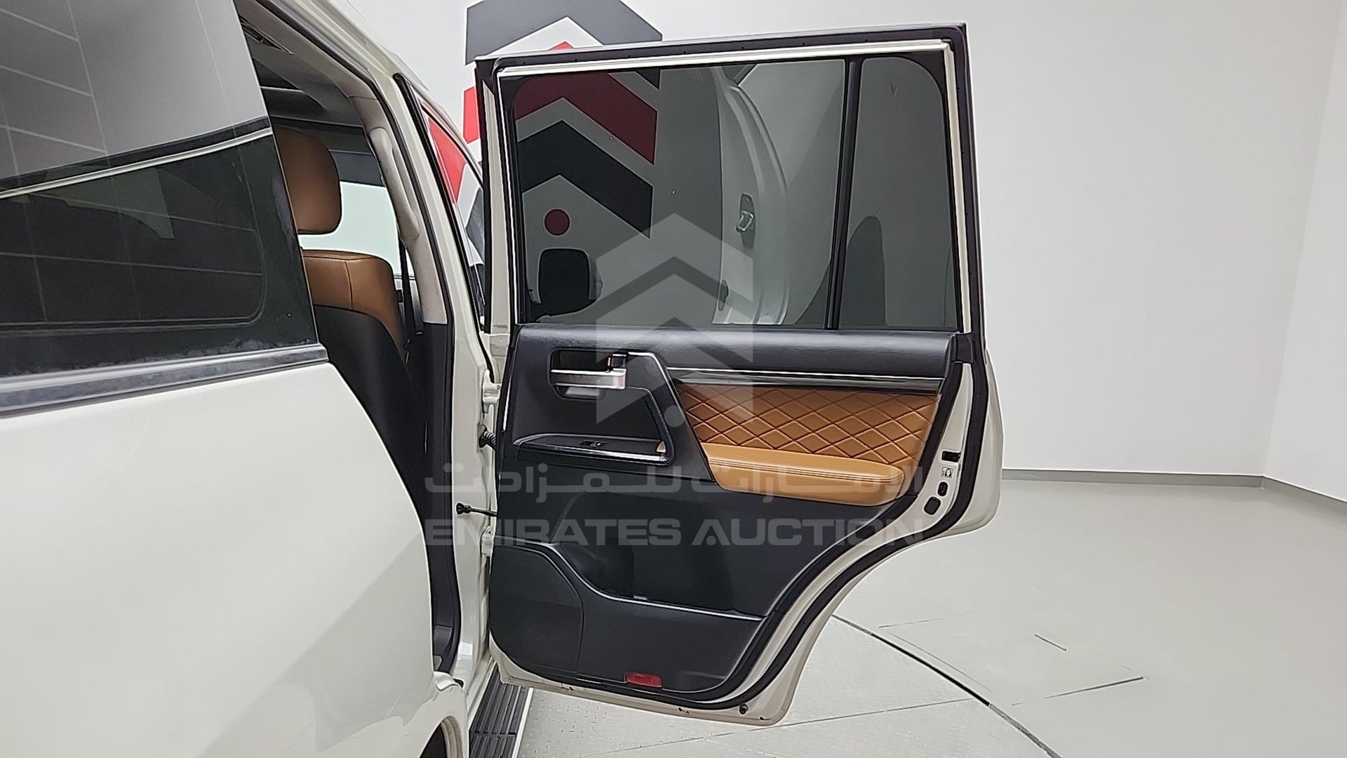 2021 TOYOTA LAND CRUISER VIN: JTMHX01J2M4226139