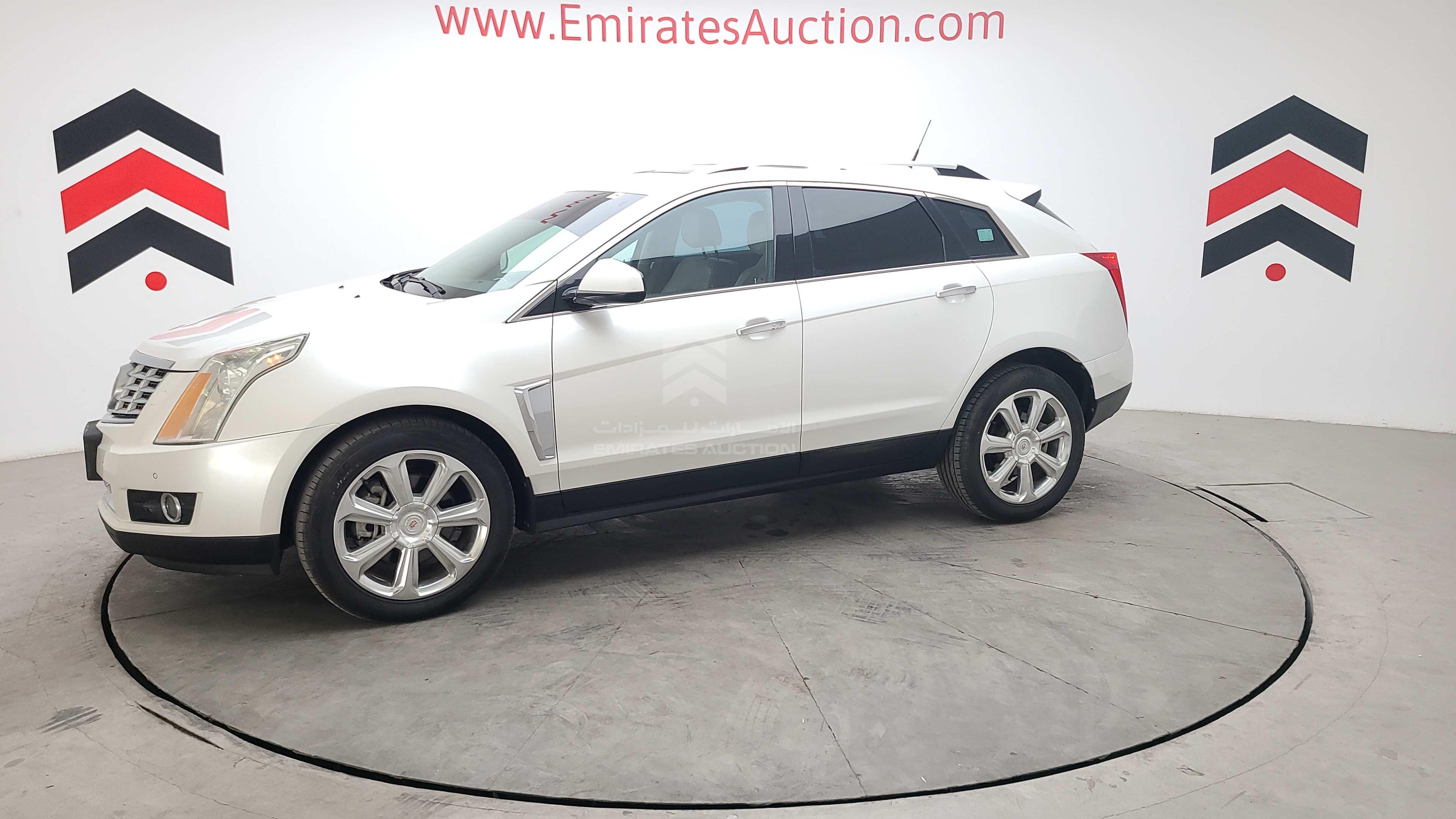 3GYFN9E32FS556311 - 2015 Cadillac SRX - #428187