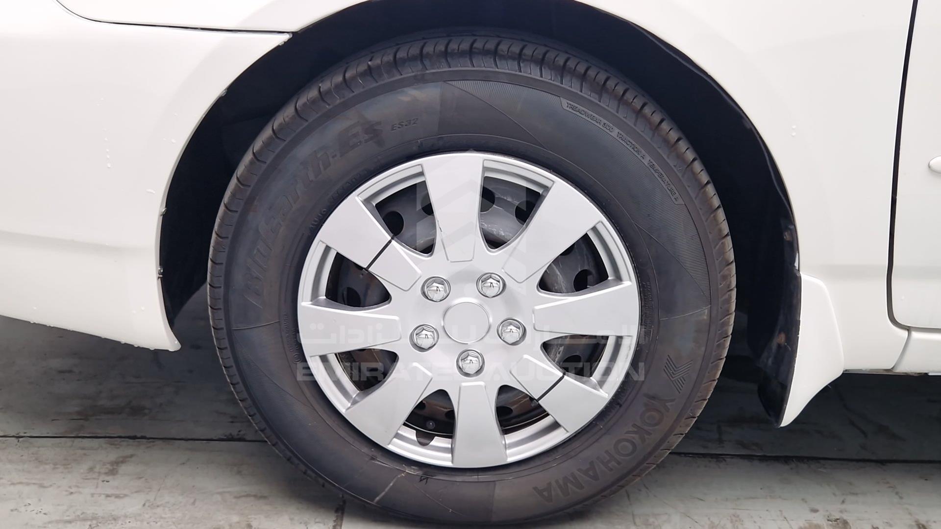 2007 TOYOTA COROLLA VIN: JTDBR22E670294534