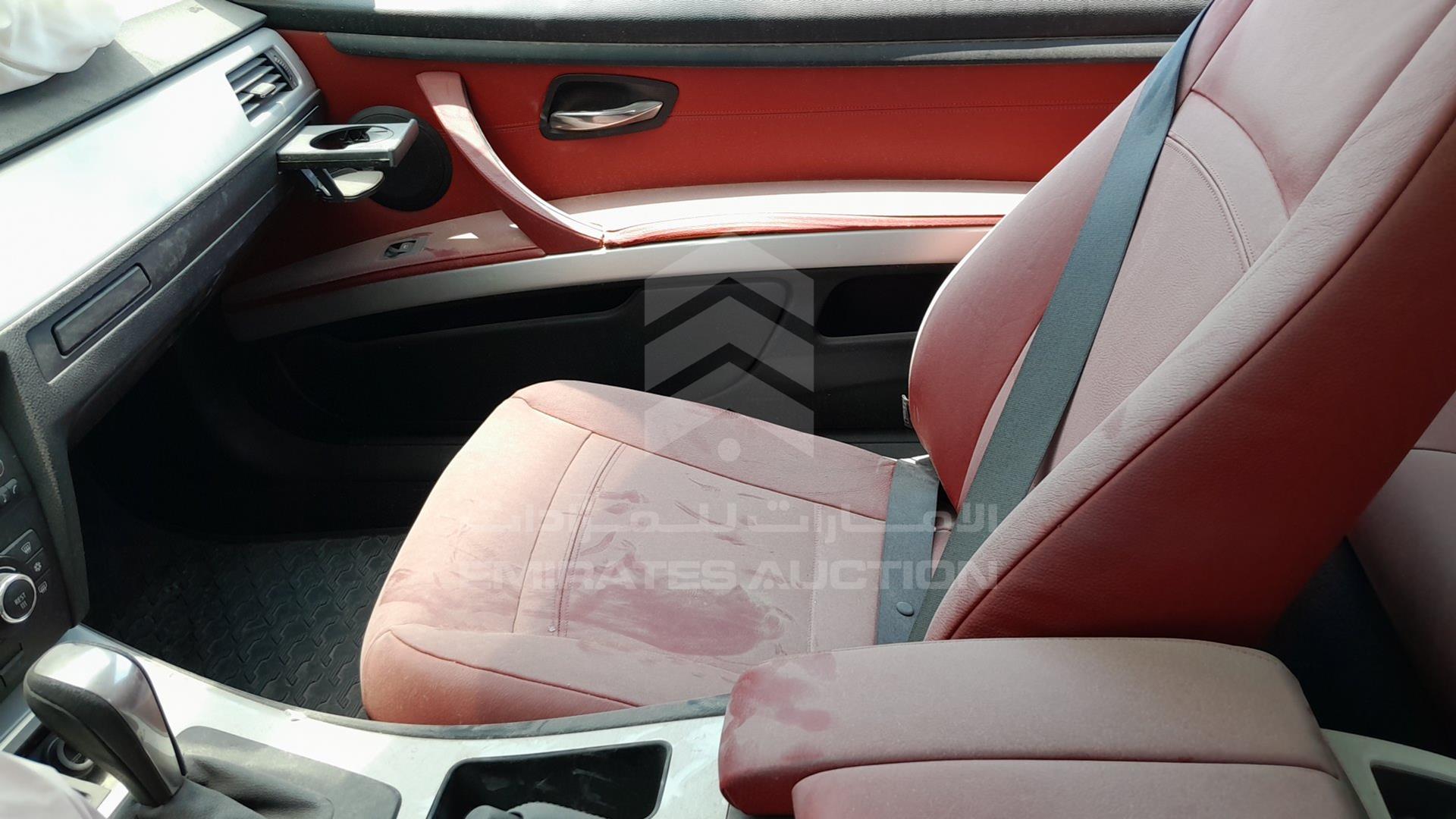 2008 BMW 325 VIN: WBAWB31098P112333