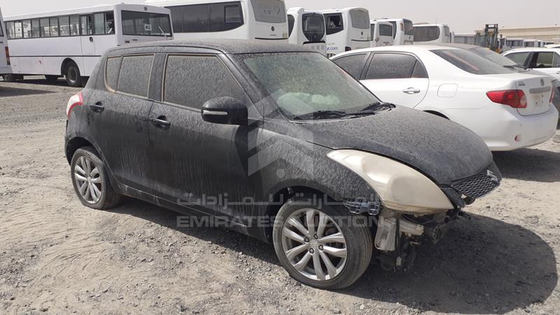 JS2ZC8B28G6300278 Auction: EmiratesAuction Lot: 405058 JS2ZC8B28G6300278 Suzuki Swift 2016 BLACK Photo 8