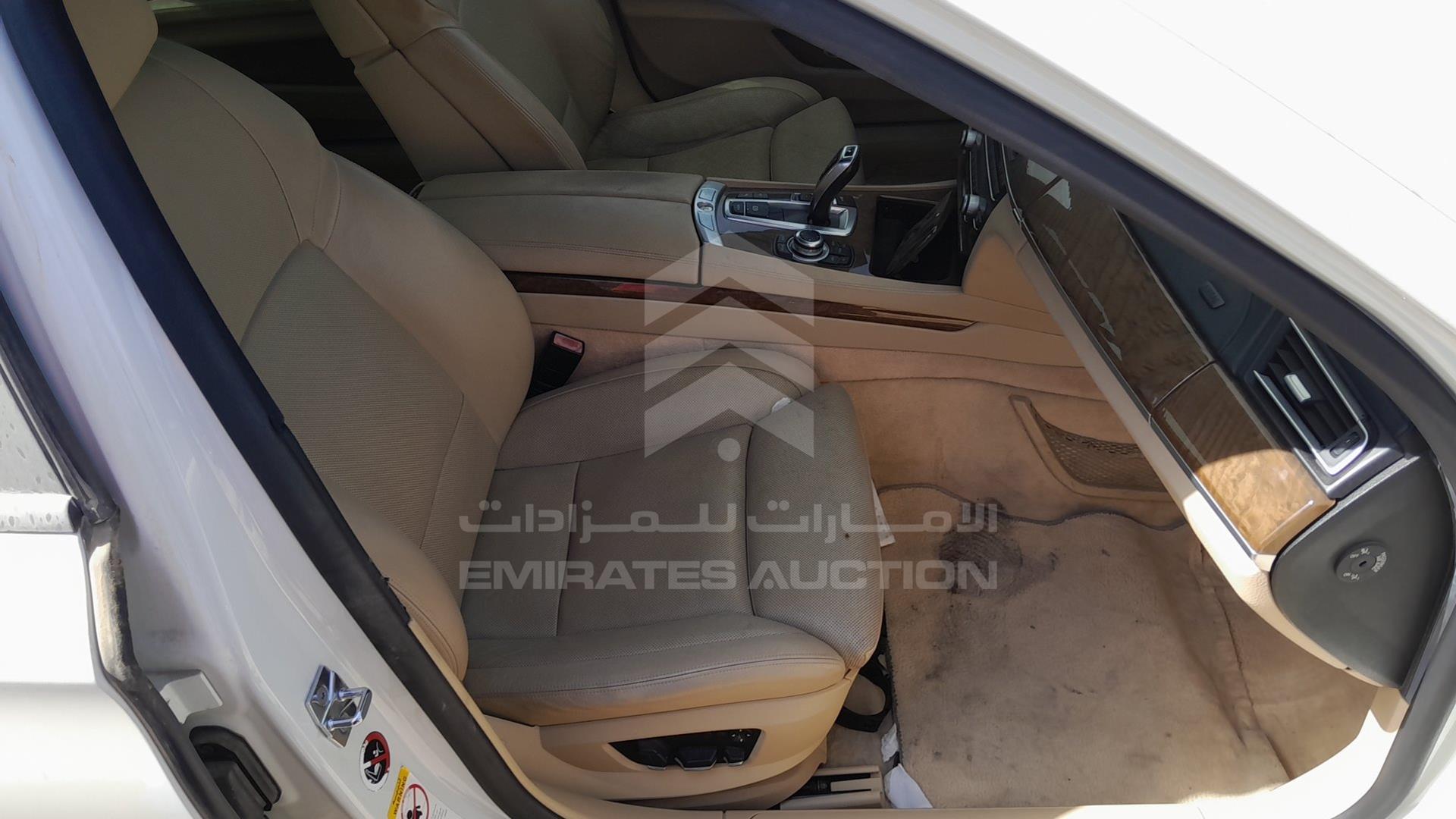 2009 BMW 740 LI VIN: WBAKB41039CY45684
